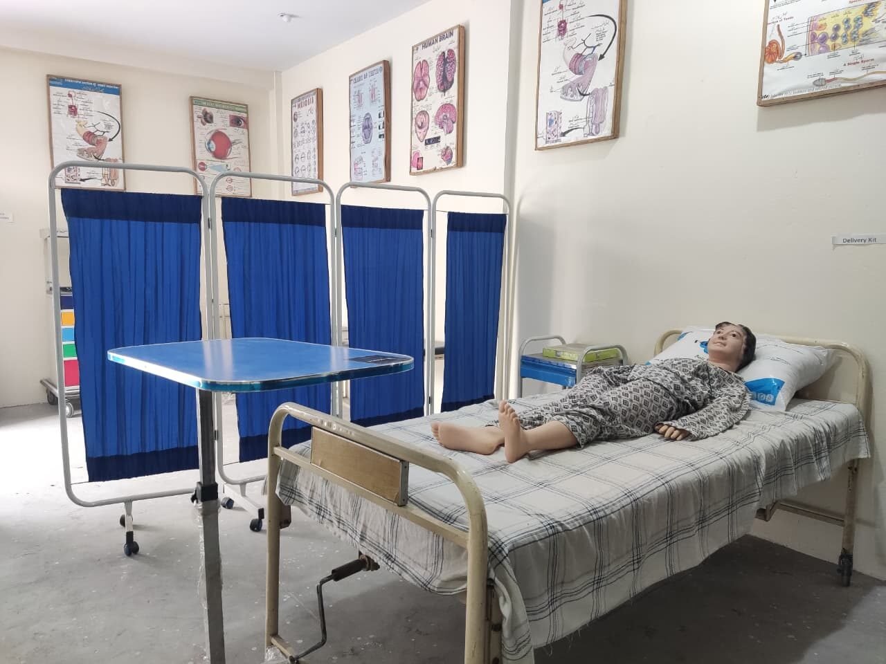 Nursing skill lab with training mannequin